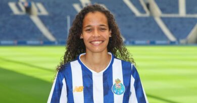 OFICIAL: Adriana Semedo renova com o FC Porto